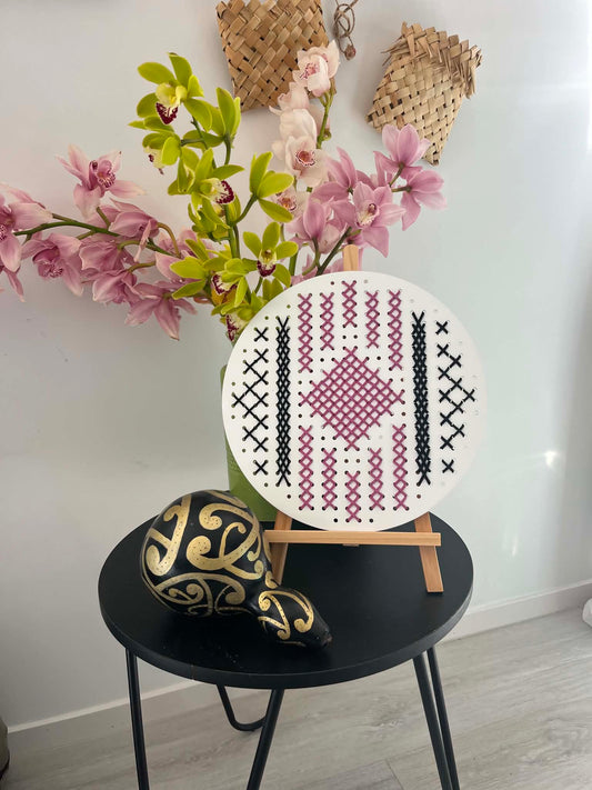 TE WIKI O TE REO MĀORI SPECIAL - LIMITED PRODUCT - DIY Whakatipua - white